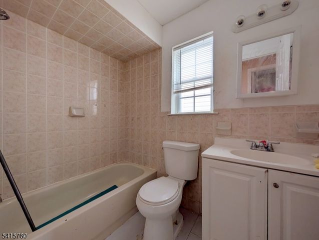 448 Fulton St, Elizabeth City, NJ 07206