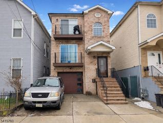 448 Fulton St, Elizabeth City, NJ 07206