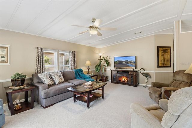 2285 N LOMA POINT, Hernando, FL 34442