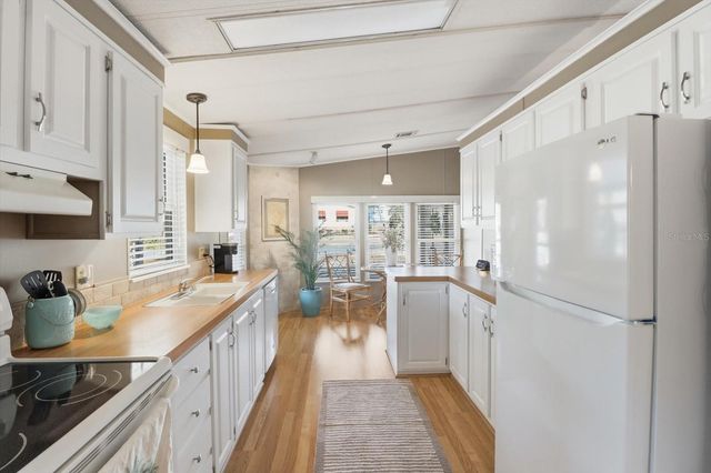 2285 N LOMA POINT, Hernando, FL 34442