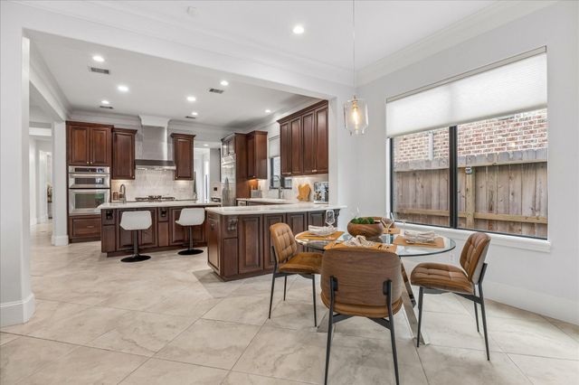 4022 Coleridge Street, West University Place, TX 77005