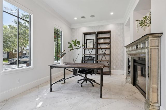 4022 Coleridge Street, West University Place, TX 77005
