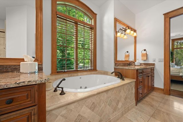 121 Running Bear Lane, Sunset, SC 29685