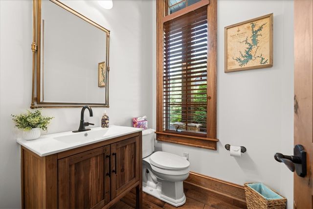 121 Running Bear Lane, Sunset, SC 29685