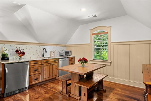 121 Running Bear Lane, Sunset, SC 29685