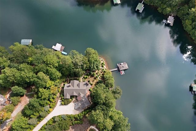 121 Running Bear Lane, Sunset, SC 29685