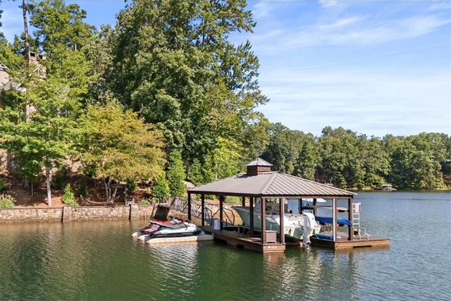 121 Running Bear Lane, Sunset, SC 29685