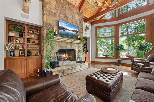 121 Running Bear Lane, Sunset, SC 29685