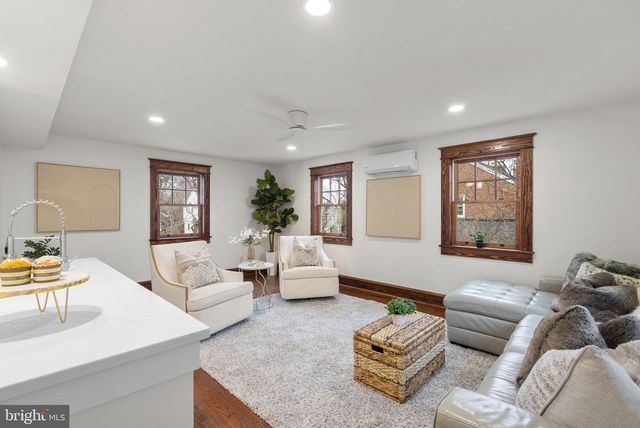 9403 WARREN ST, Silver Spring, MD 20910