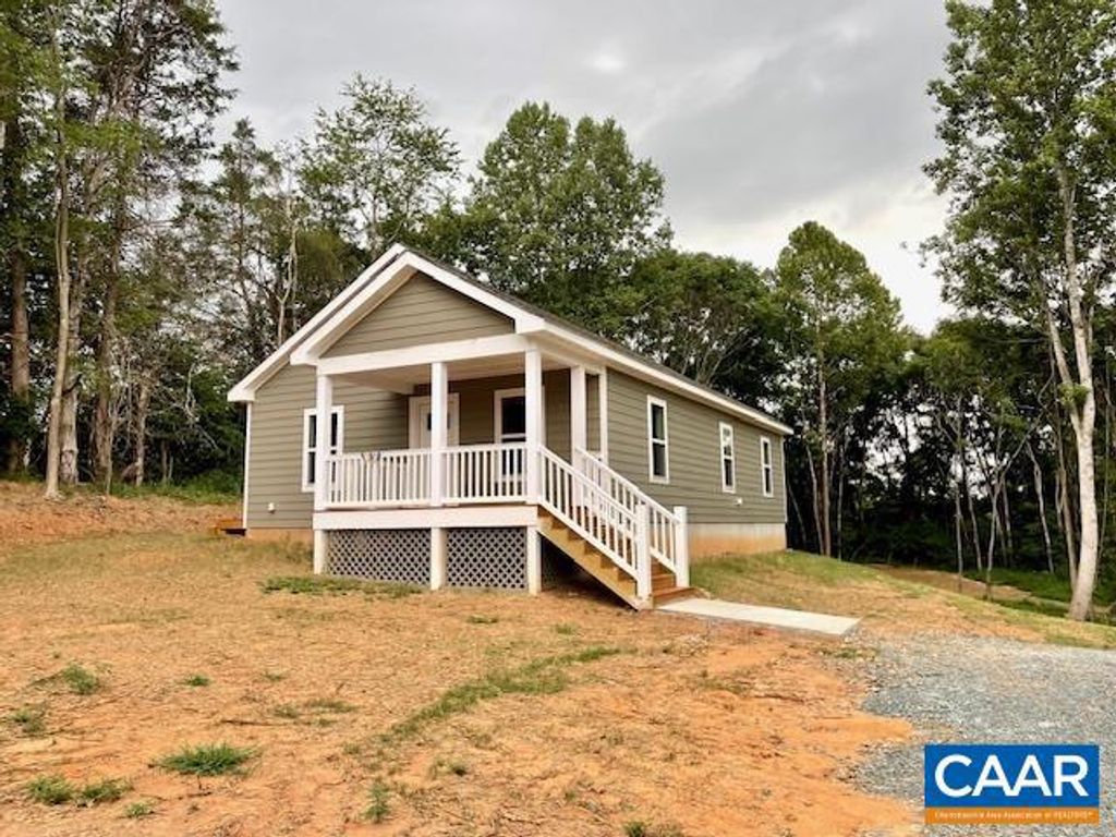 150 NORTHSIDE PARK, Louisa, VA 23093