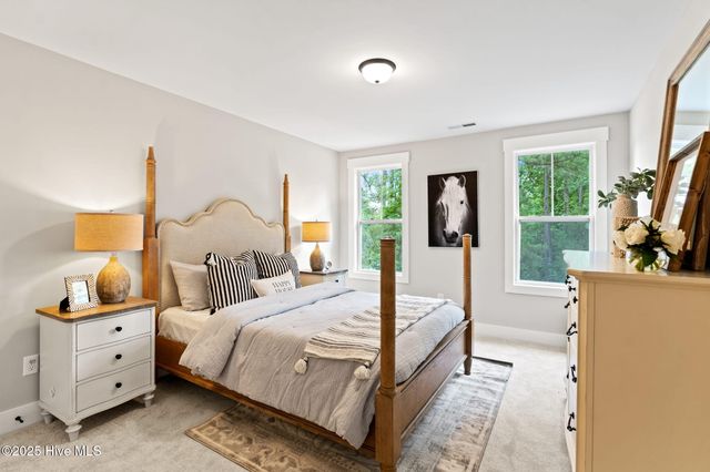 1067 Lexington Avenue NE, Leland, NC 28451