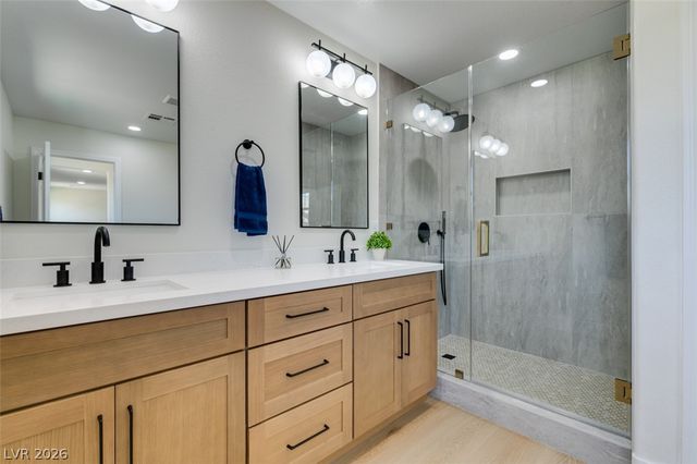 197 Sicily Hills Court, Henderson, NV 89012