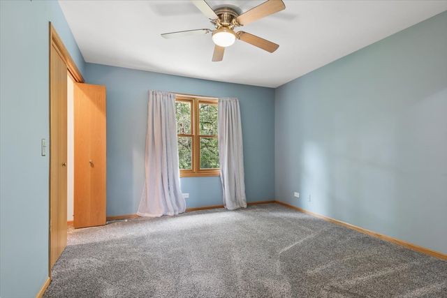 11115 E Riviera Drive, Spring Grove, IL 60081