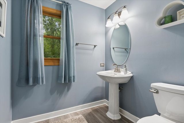 11115 E Riviera Drive, Spring Grove, IL 60081