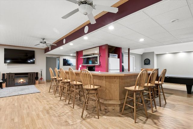 11115 E Riviera Drive, Spring Grove, IL 60081