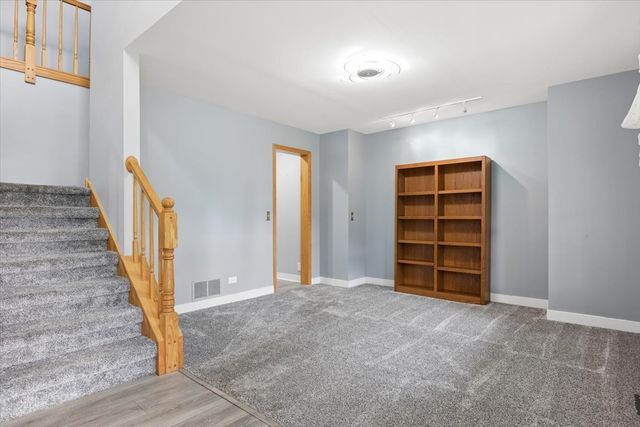 11115 E Riviera Drive, Spring Grove, IL 60081