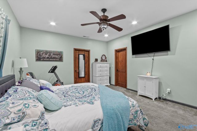 5477 Wyeth Mountain Road, Guntersville, AL 35976