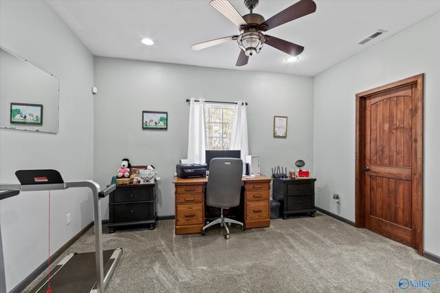 5477 Wyeth Mountain Road, Guntersville, AL 35976