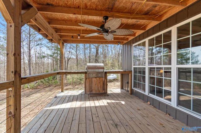 5477 Wyeth Mountain Road, Guntersville, AL 35976