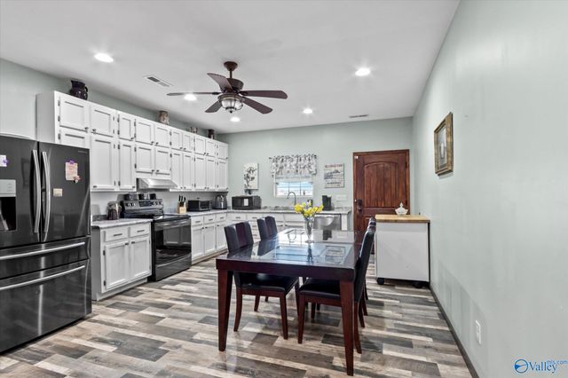 5477 Wyeth Mountain Road, Guntersville, AL 35976