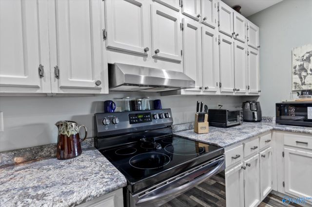 5477 Wyeth Mountain Road, Guntersville, AL 35976