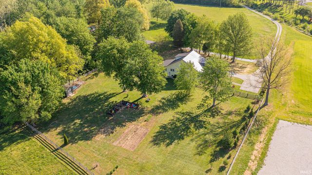 7289 S US Highway 231, Huntingburg, IN 47542