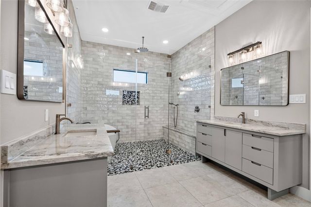 4343 Brasada LN, Marble Falls, TX 78654