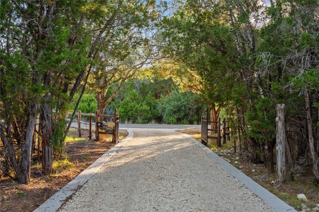 4343 Brasada LN, Marble Falls, TX 78654