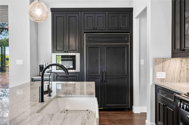 4343 Brasada LN, Marble Falls, TX 78654