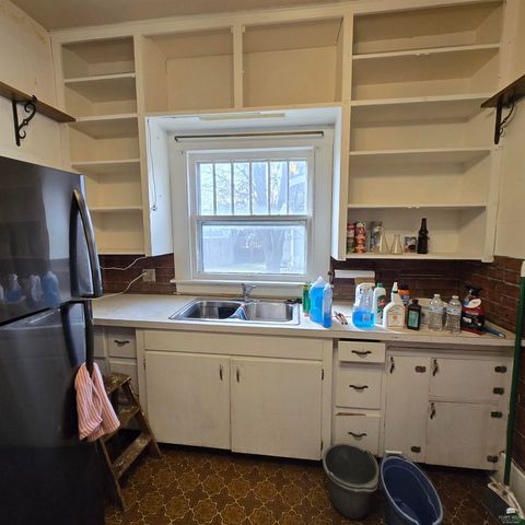 311 N 2nd Street, Canton, KS 67428