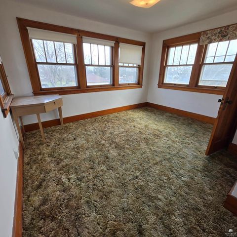 311 N 2nd Street, Canton, KS 67428