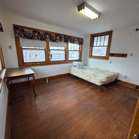 311 N 2nd Street, Canton, KS 67428