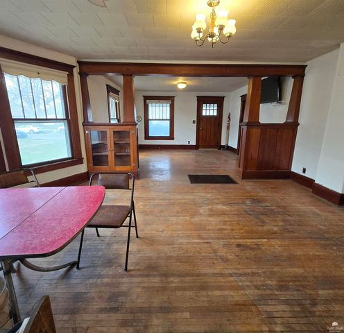 311 N 2nd Street, Canton, KS 67428