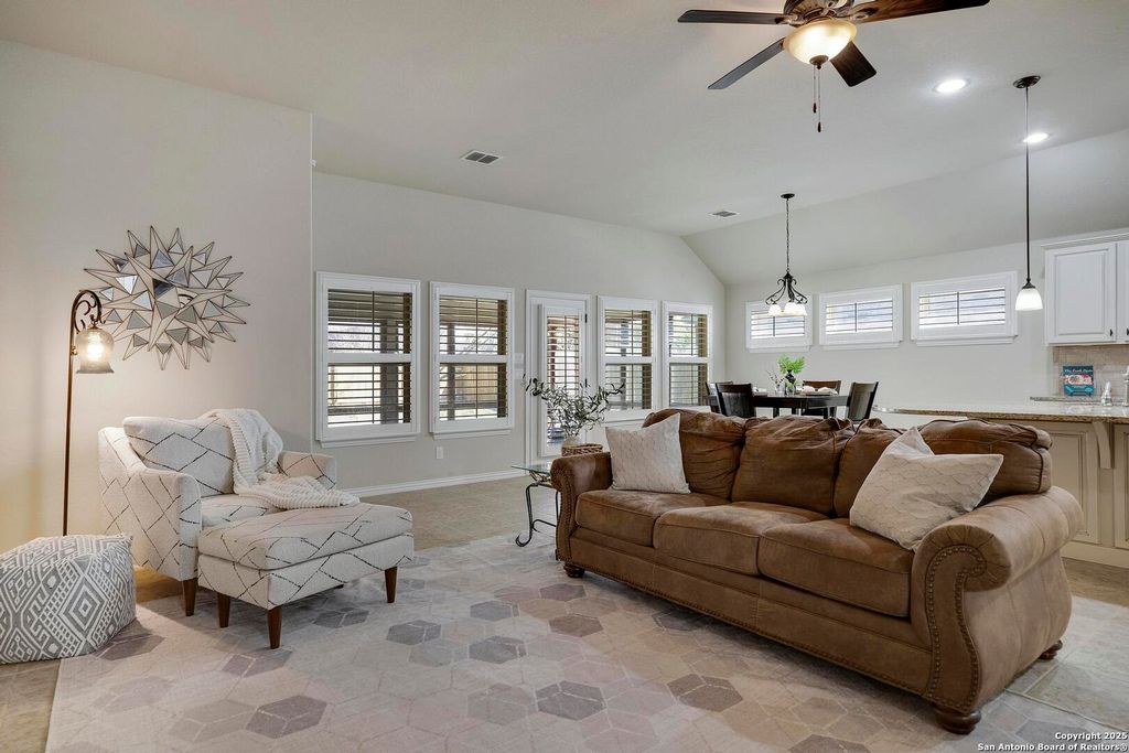 7915 Ashfield Way, Boerne, TX 78015