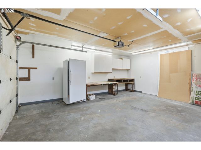 414 S 2ND St, Oregon City, OR 97045