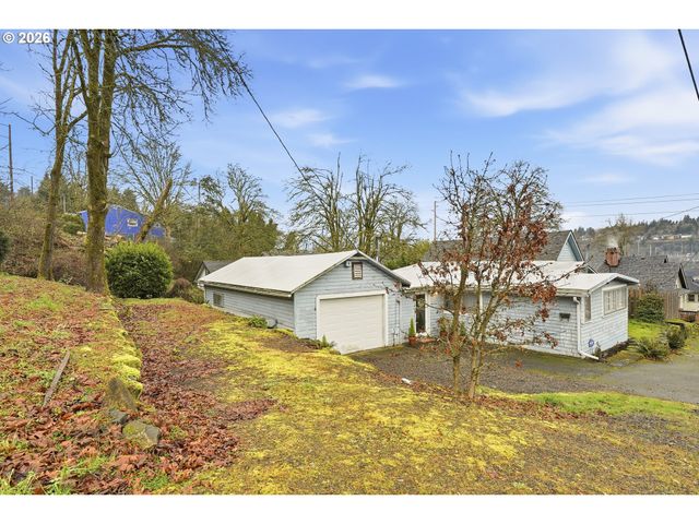 414 S 2ND St, Oregon City, OR 97045