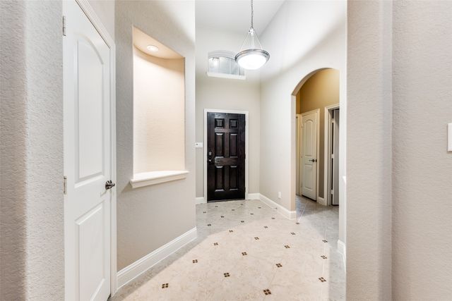 5233 Concho Valley Trail, Fort Worth, TX 76126