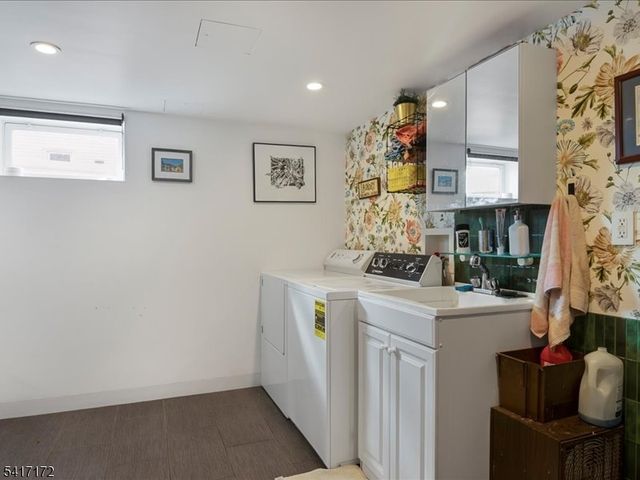 20 Forest Ave, Hawthorne Boro, NJ 07506