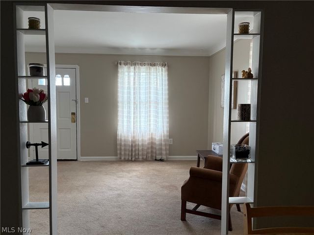 363 E Park Avenue, Barberton, OH 44203