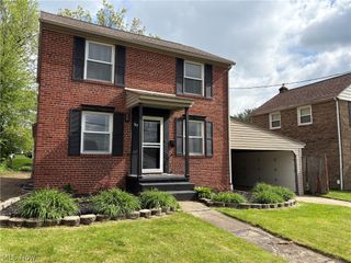 363 E Park Avenue, Barberton, OH 44203