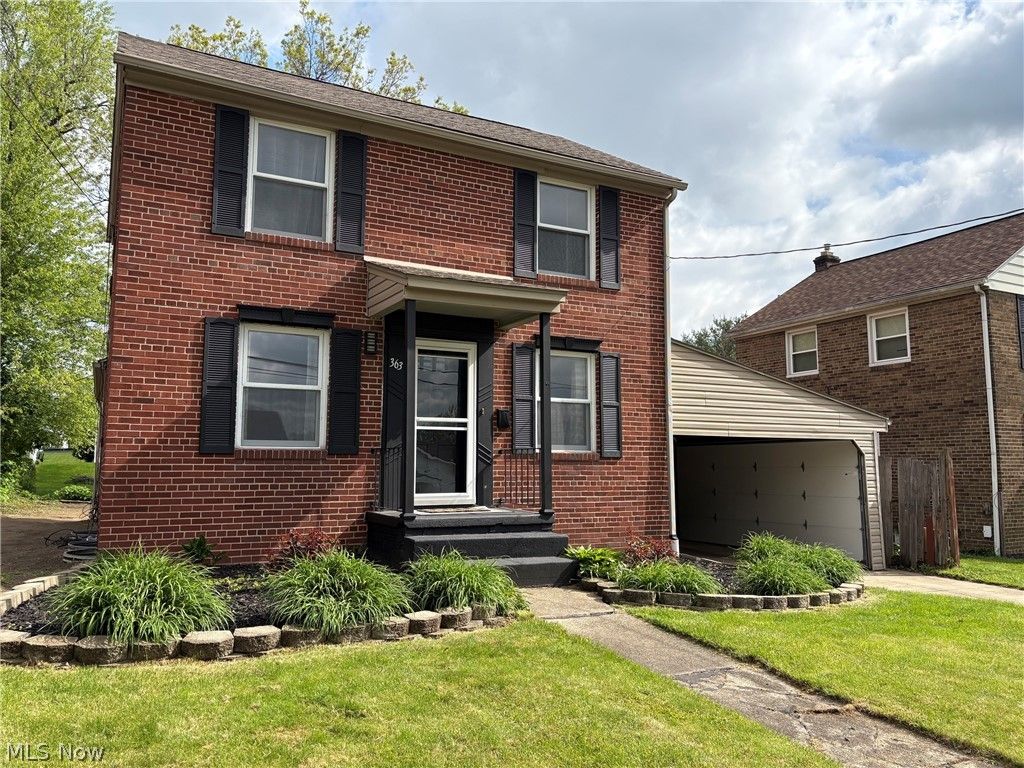 363 E Park Avenue, Barberton, OH 44203