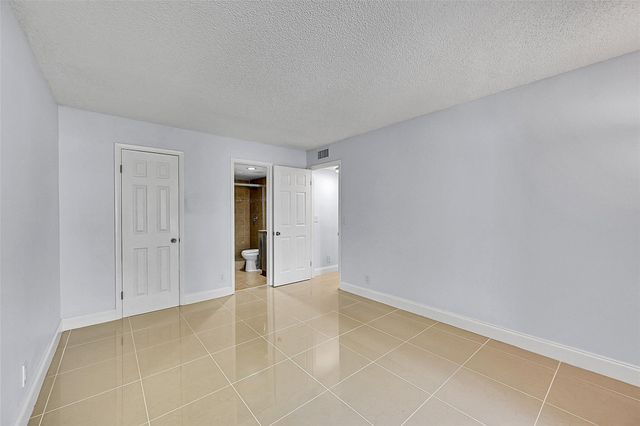 10001 W Atlantic Blvd 221, Coral Springs, FL 33071