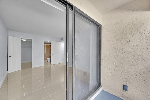 10001 W Atlantic Blvd 221, Coral Springs, FL 33071