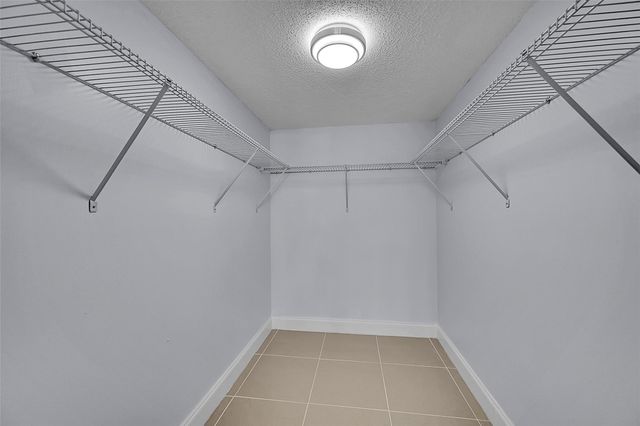 10001 W Atlantic Blvd 221, Coral Springs, FL 33071