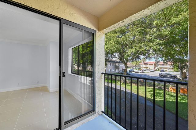 10001 W Atlantic Blvd 221, Coral Springs, FL 33071