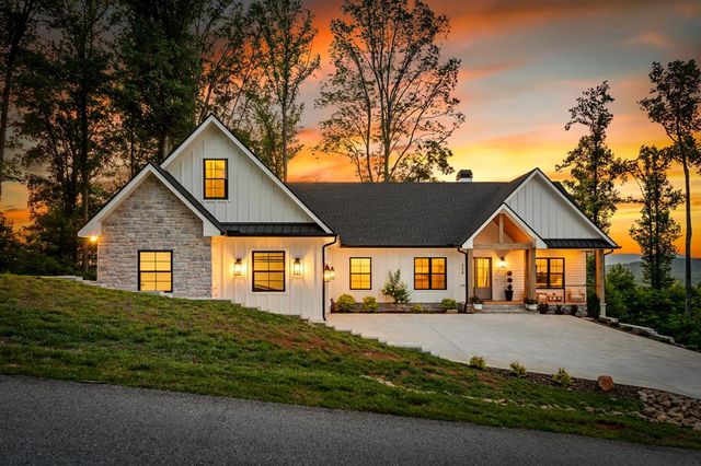 228 Winding Ridge, Blairsville, GA 30512