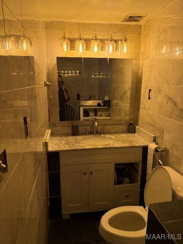 216 Selma Avenue, Selma, AL 36701