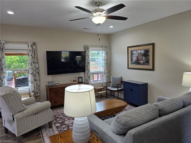 260 Kyndall Run Drive, Lexington, NC 27295