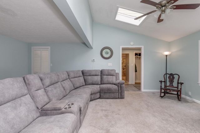 6 Steep Street, Merrimack, NH 03054