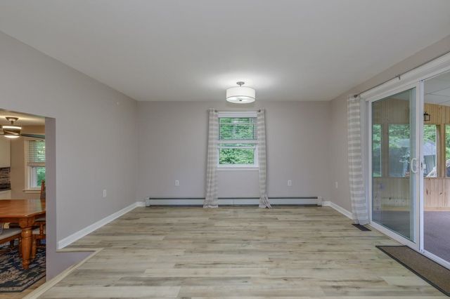 6 Steep Street, Merrimack, NH 03054